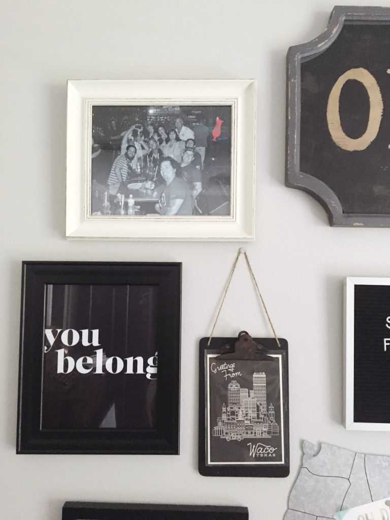 Easy Ideas to Turn your Blank Walls into an Inspiring Gallery Wall